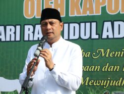 Idul Adha 1446 H, Kapolda Kalbar Serahkan 192 Hewan Kurban Untuk Masyarakat