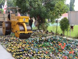 Polresta Cirebon Musnahkan Ribuan Botol Miras Berbagai Merek, Tegaskan Perang Terhadap Miras dan Selamatkan Generasi Muda