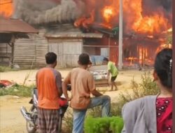 Lima Belas Rumah Terbakar di Pasar Rawang Empat Pangkalan Lesung, Diduga Akibat Korsleting Listrik