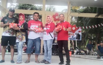 Warga Meriahkan HUT RI ke-80, Kades Jusman Hadir, Pentas Seni dan Pawai Obor Jadi Puncak Perayaan.