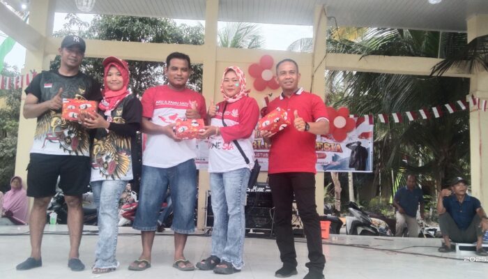 Warga Meriahkan HUT RI ke-80, Kades Jusman Hadir, Pentas Seni dan Pawai Obor Jadi Puncak Perayaan.