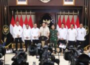 Menko Polkam Ad Interim Gelar Rapat Perdana