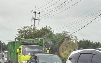 Proyek Perbaikan Jalan Nasional Sebabkan Antrean Kilometeran di Pangkalan Kerinci