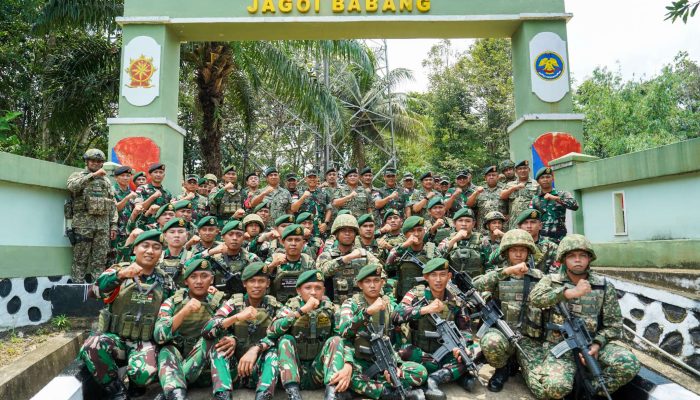 Pererat Sinergi di Garis Depan, Pangdam XII/Tpr dan Panglima TDM Tinjau Pos Gabma Jagoi Babang