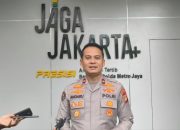 Kasubdit penmas Bidhumas Polda Metro Jaya Kompol Andaru Rahutomo: Dua WN Liberia Ditangkap Terkait Penipuan Modus Black Dollar di Jakarta Barat